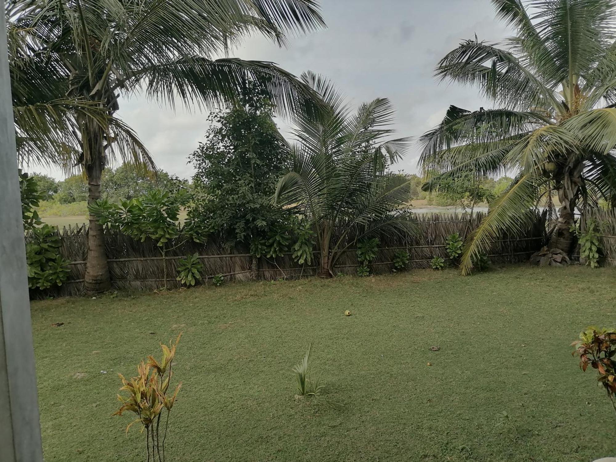 Werala Beach Resort Kalpitiya Bagian luar foto